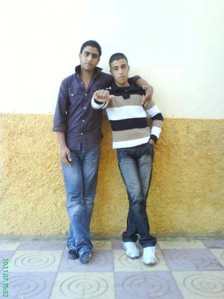 voila c mes pots youness et faréh